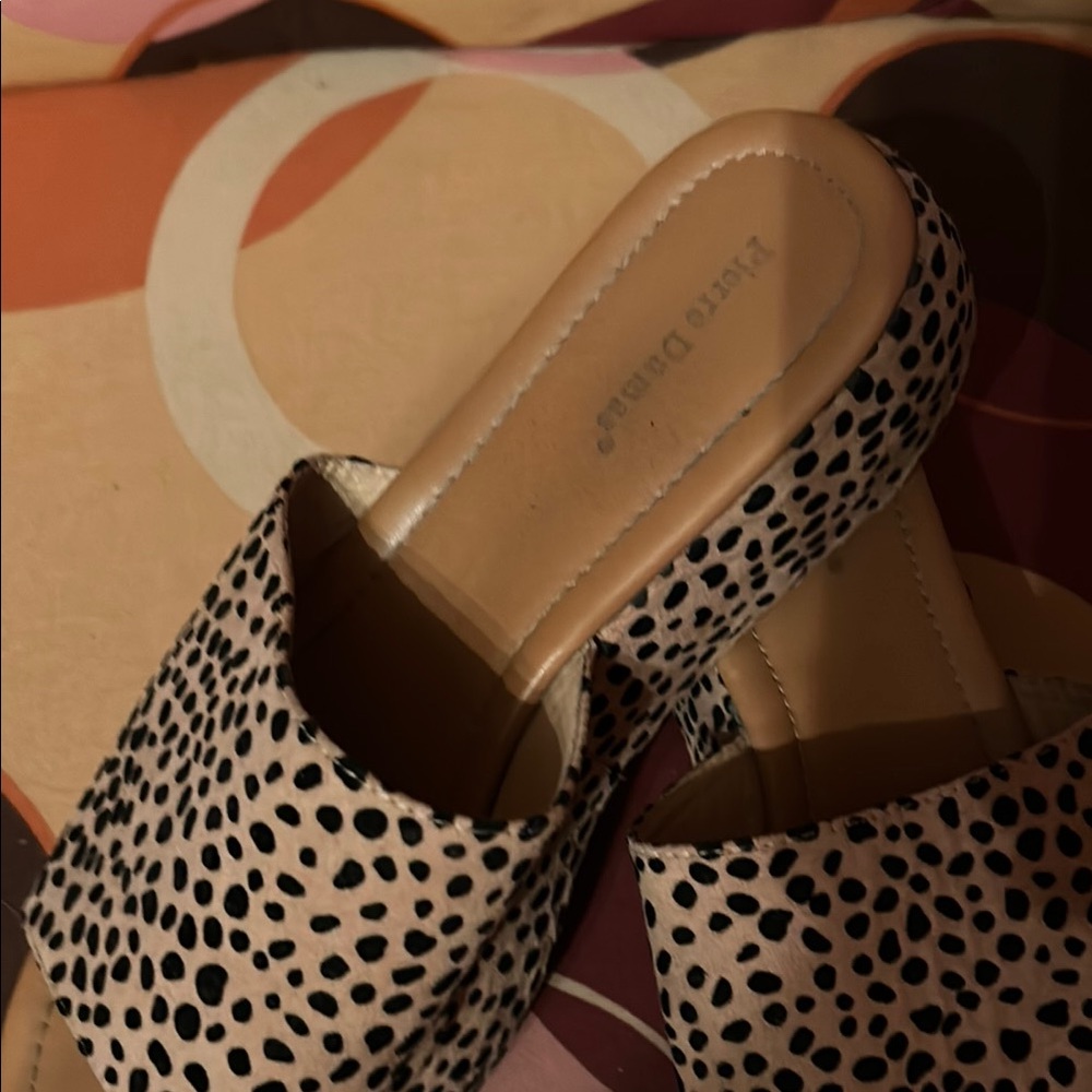 Pierre Dumas Black and Cream Mules Slip-On Comfort - Picture 2 of 6